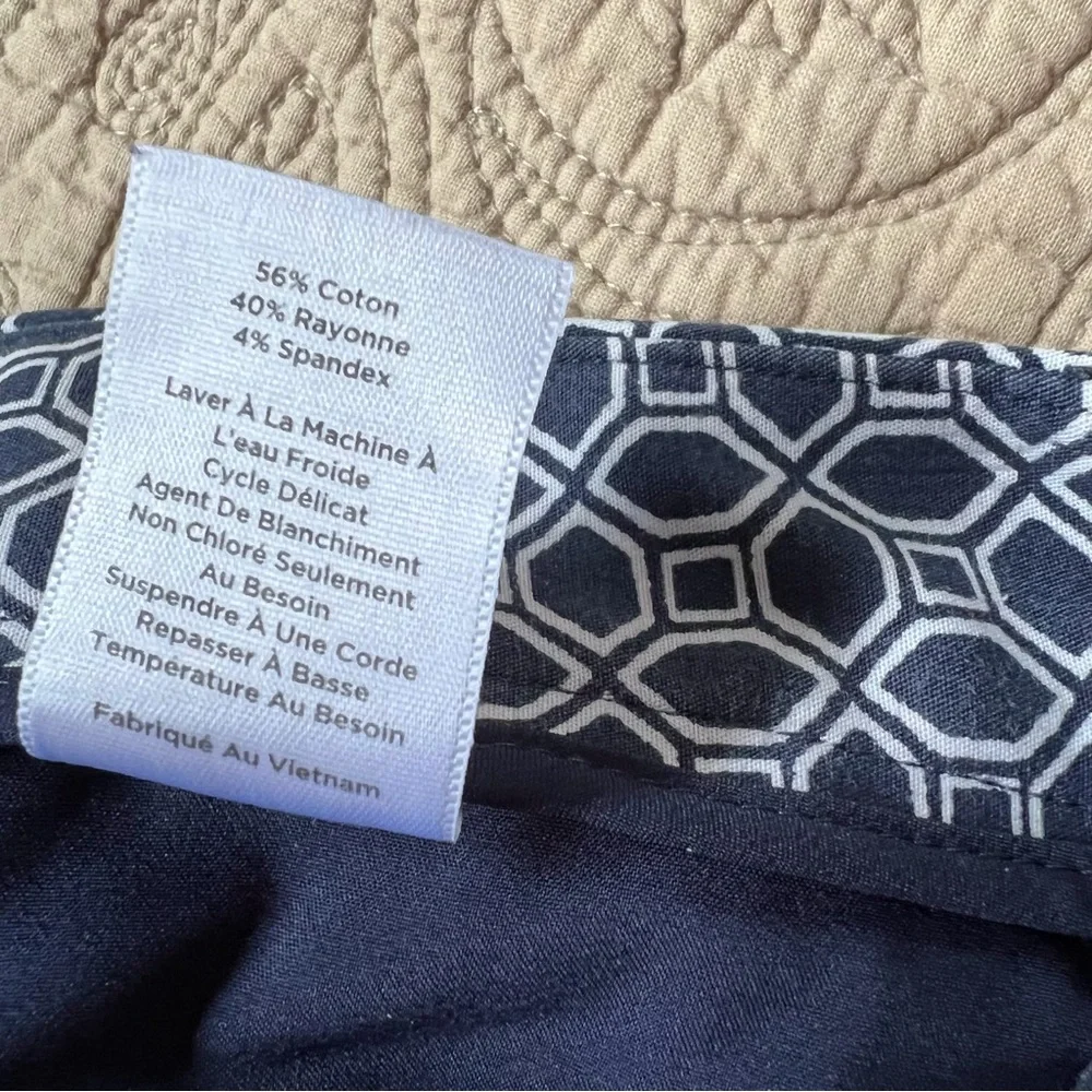 Geometric Patterned Spring Pants - Picture 8 of 9